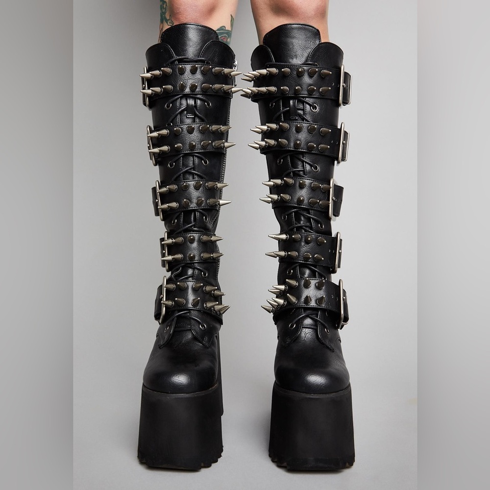 NEW DOLLS KILL WIDOW APPETITE FOR DESTRUCTION BOOTS Sz 8 - Picture 3 of 15
